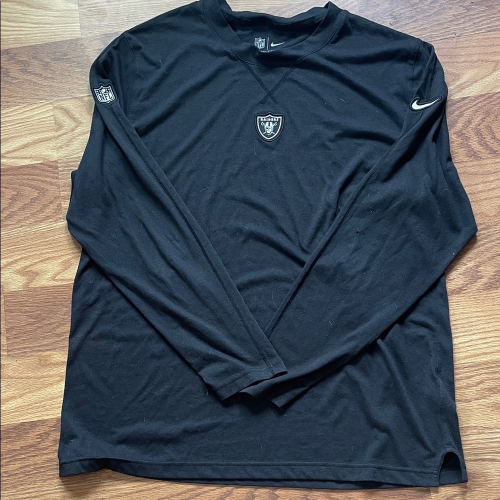 Raiders NFL Nike shirt